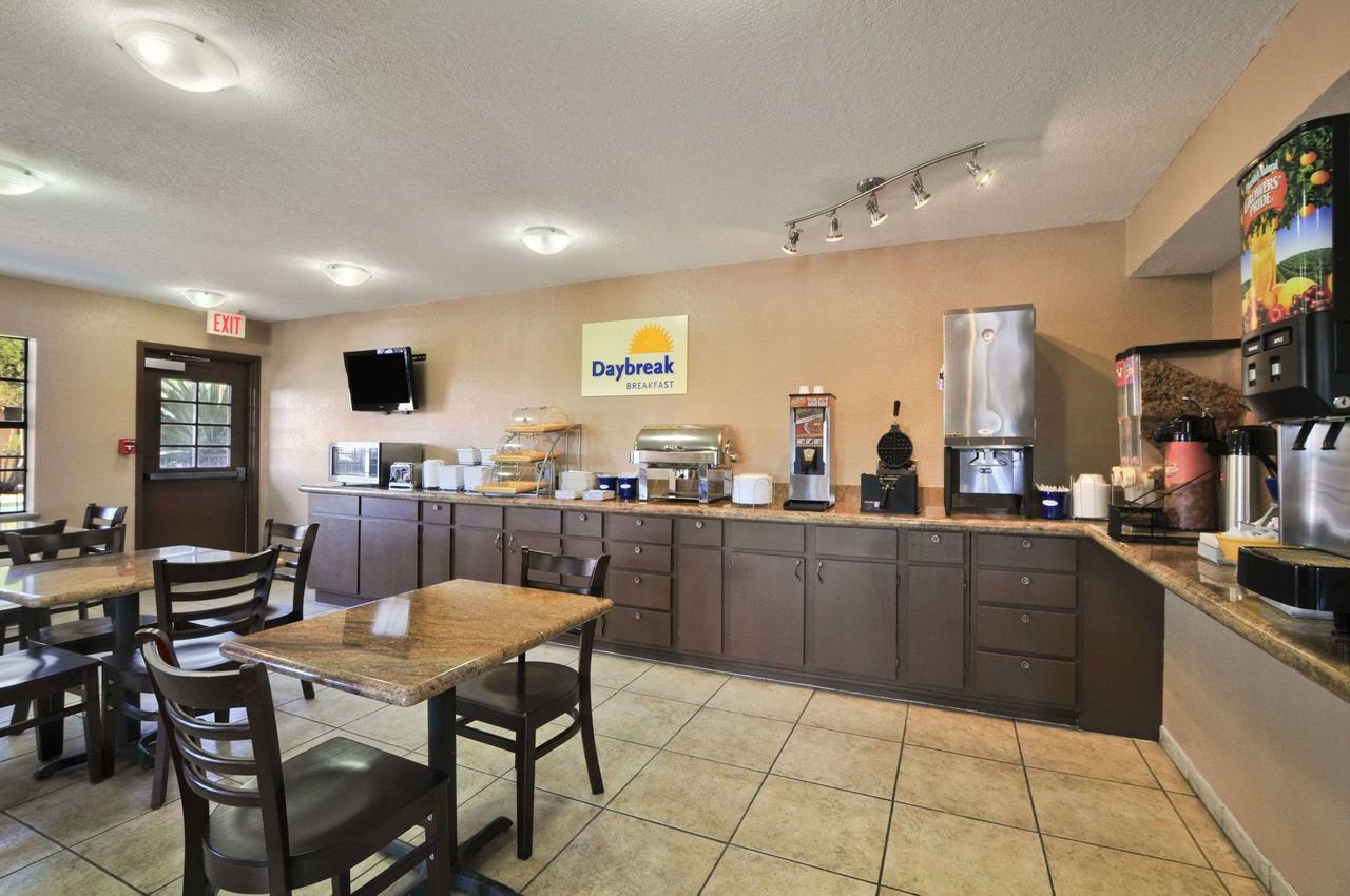 Deluxe Inn San Antonio Near Lackland Afb Kültér fotó
